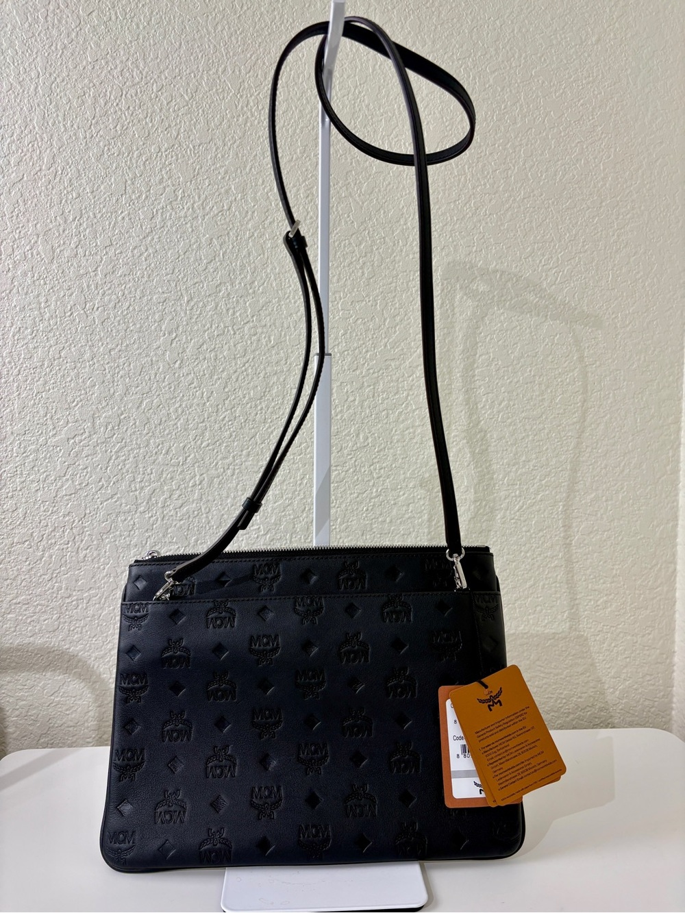 MCM Klara Monogram Calfskin Leather Crossbody Pouch new - Picture 4 of 9